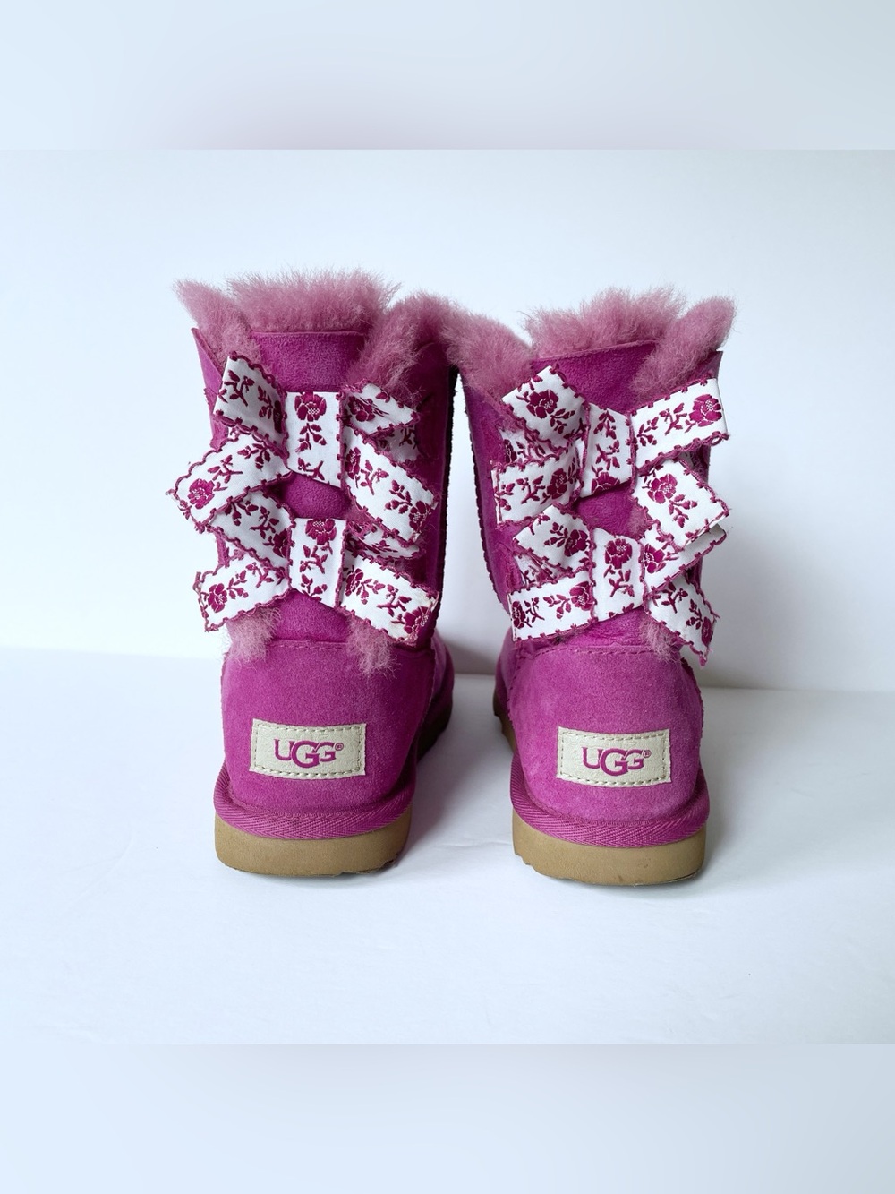 UGG Girl's Bailey Bow Suede Shearling Boots Pink Purple Size 2 Youth Warm Cozy - Picture 2 of 6